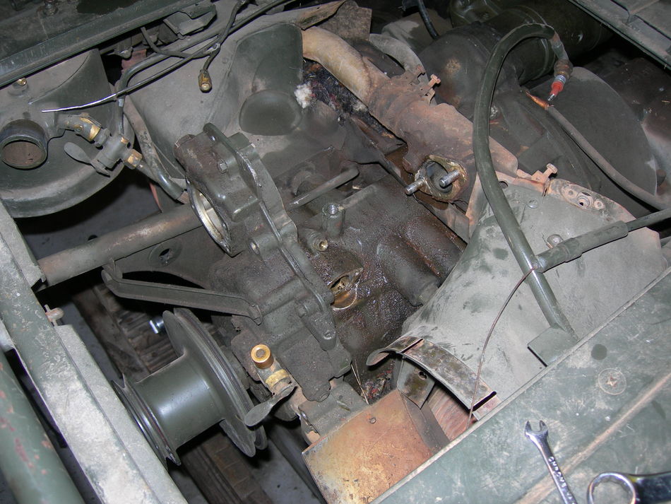 How I Change A Carb & Fuel Pump - G503 Military Vehicle Message Forums