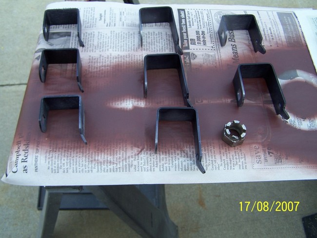 Clips for leaf springs