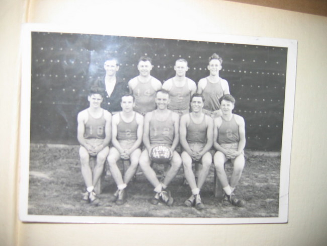 1945 Basketball Team