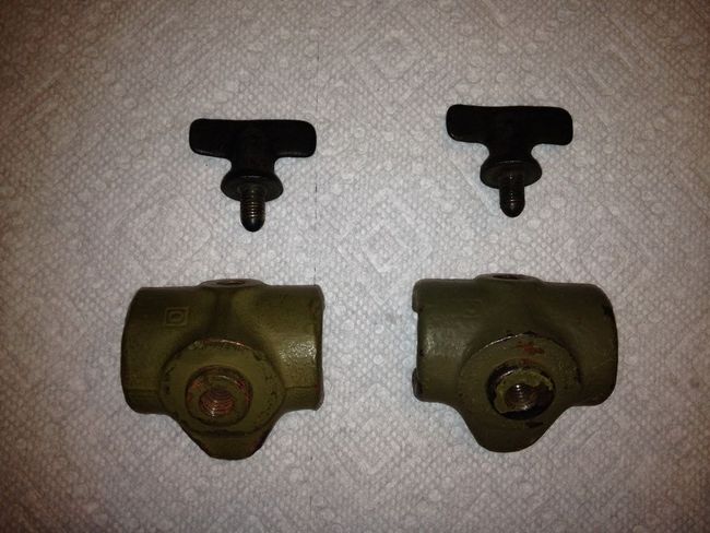 Ford GPW Top Bow Pivots