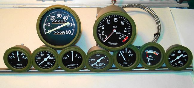 Diamond T 969A gauges