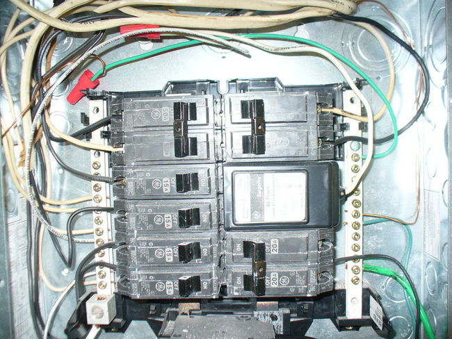 Ceilly panel