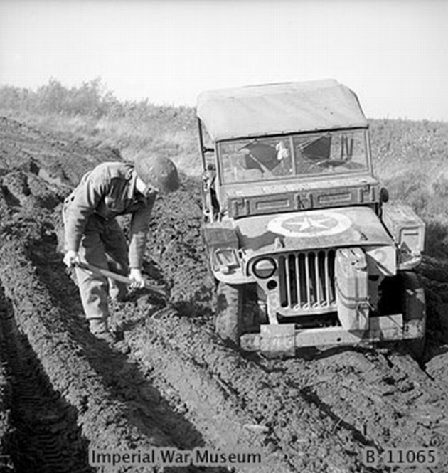 PHOTO OF JEEP STUCK IN DEEP MUD VOLENDINGER/CANADA JEEP - G503 Military ...