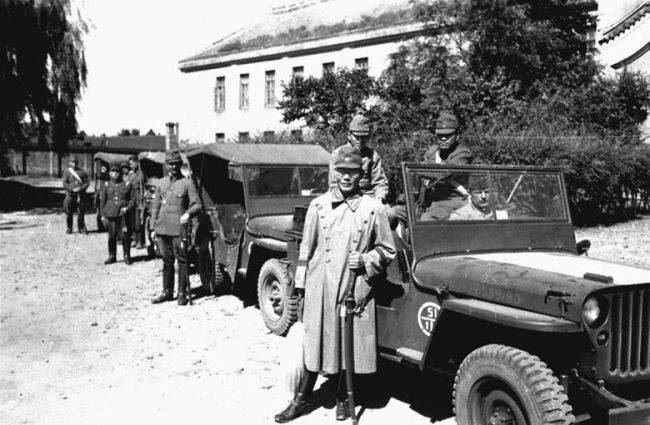 Jeep and soldiers of Kwantung Army