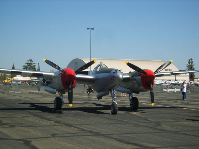 p38_mather_airfield_037