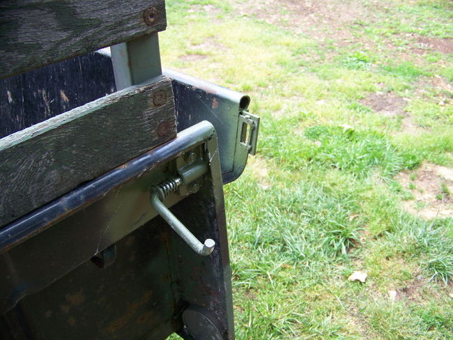 Modified tailgate latch on civilian Bantam trailer