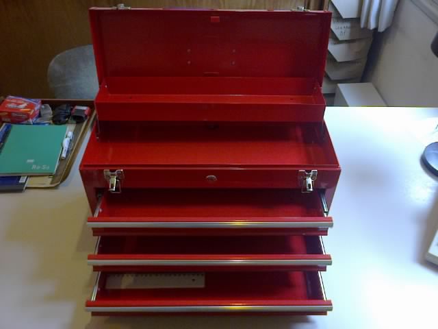 Portable 3 drawer tool box