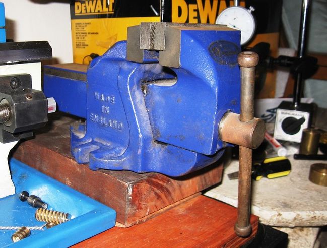 British Record Vise