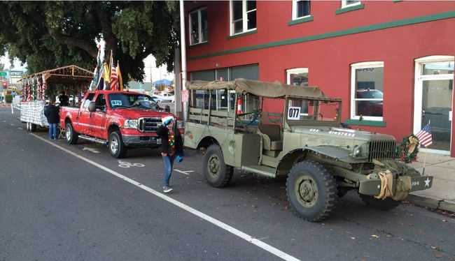 Redding Lighted Christmas Parade 2018