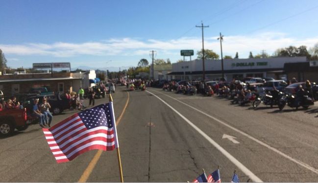 Veterans Day Parade 2015 - Shasta Lake