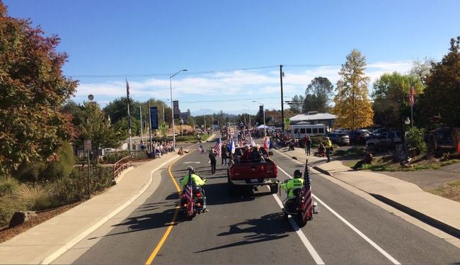 Veterans Day Parade 2015 - Shasta Lake