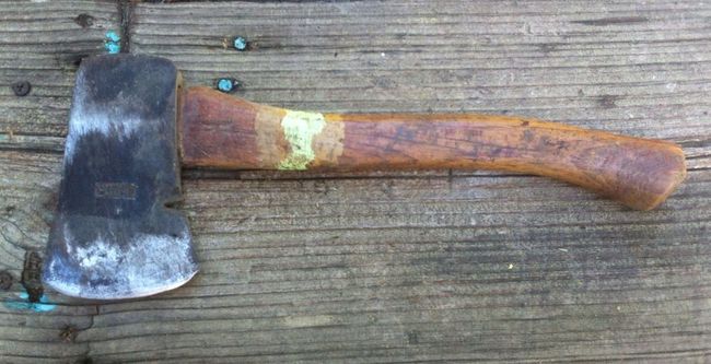 Cabin Plumb hatchet