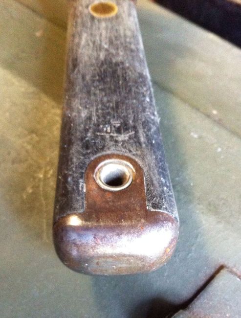 Reinforced end on the plastic handled putty knife