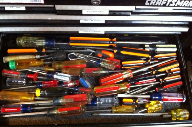 Cabin screwdriver drawer