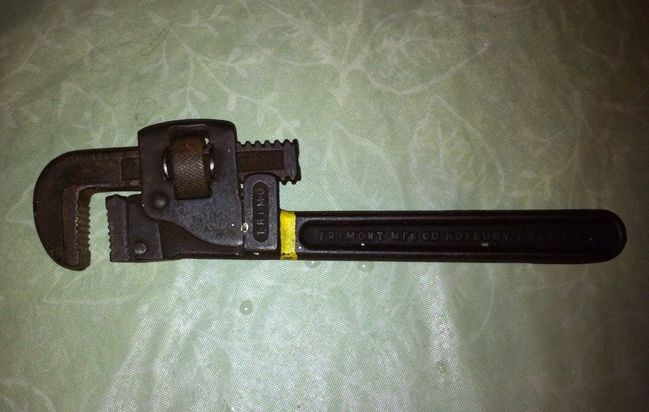 Trimo 10&quot; pipe wrench