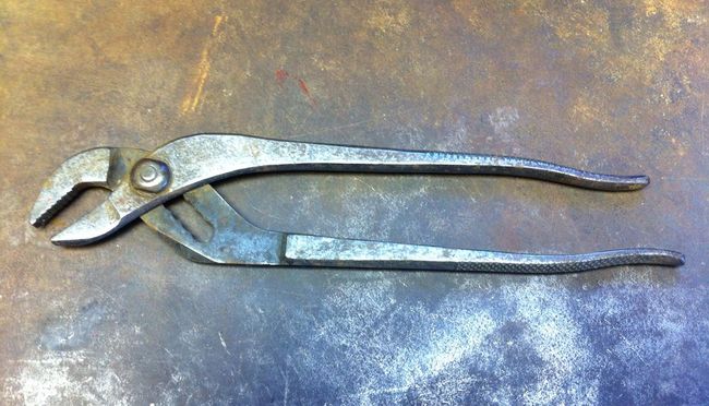 Early Utica water pump pliers