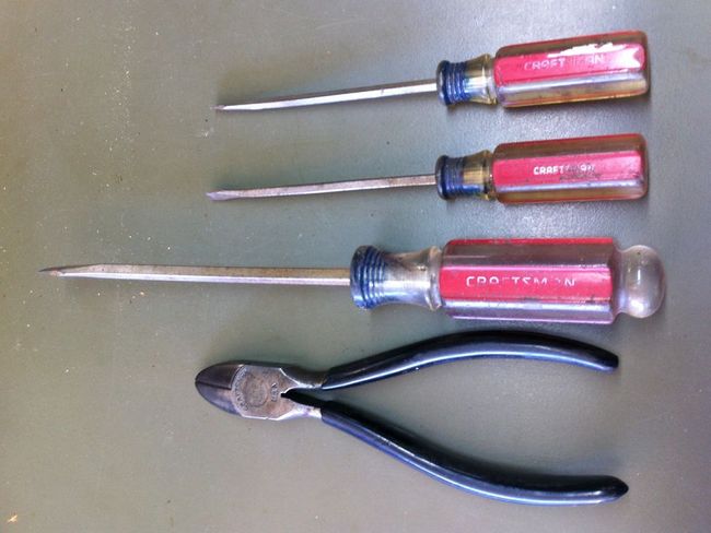 Craftsman screwdrivers and dykes cleaned up