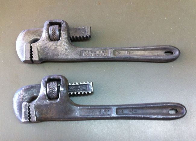 Walco 6&quot; pipe wrenches