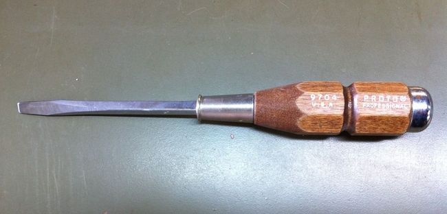 Proto wood handled screwdriver