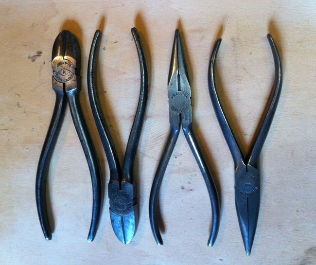 Kraeuter pliers