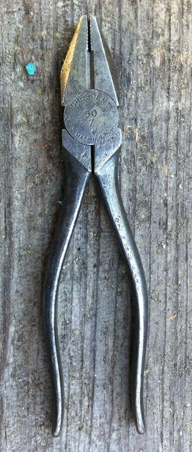 Crescent 7&quot; lineman's pliers