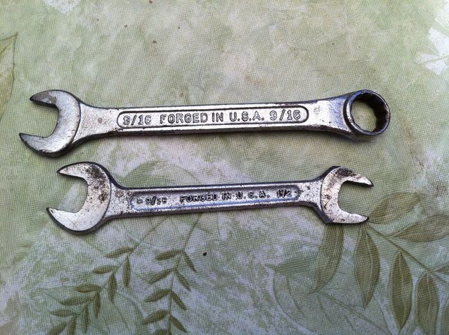 Dunlap wrenches other side