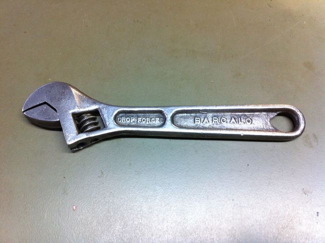 Barcalo 6&quot; adjustable wrench