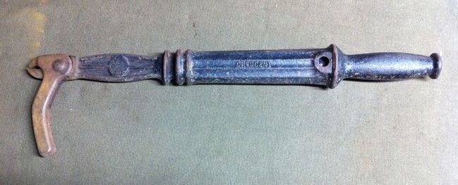 Crescent nail puller other side