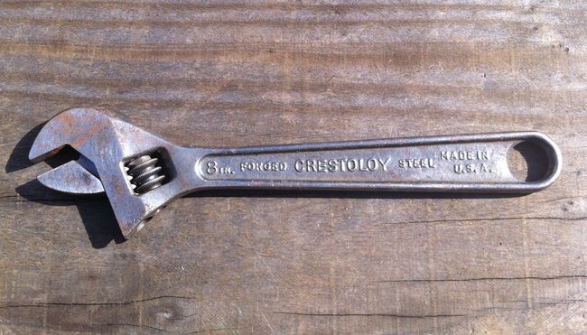 Crestoloy 8&quot; adjustable wrench