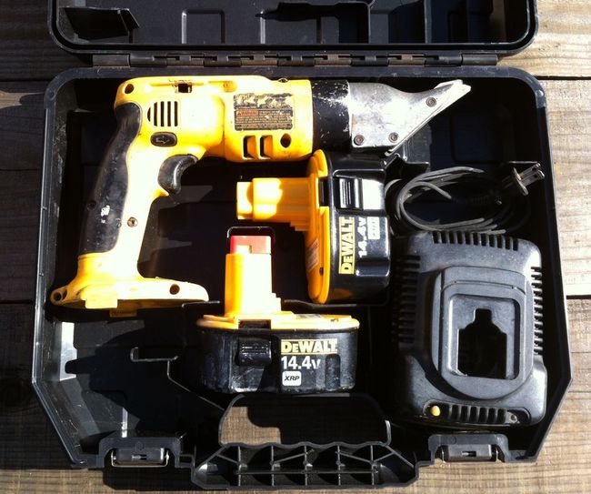 Dewalt 14.4 volt nibbler