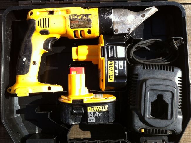 Dewalt 14.4 volt nibbler