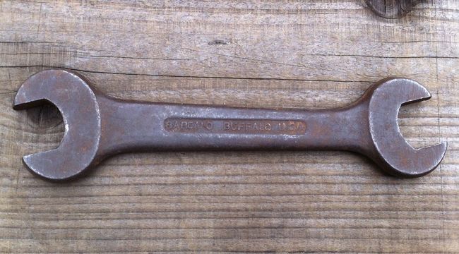 BB large old DOE wrench