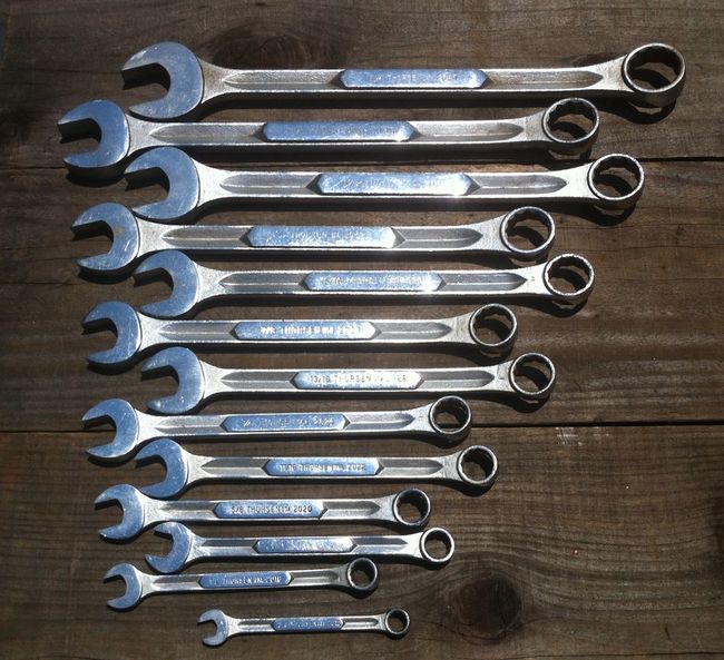 Thorsen combination wrenches