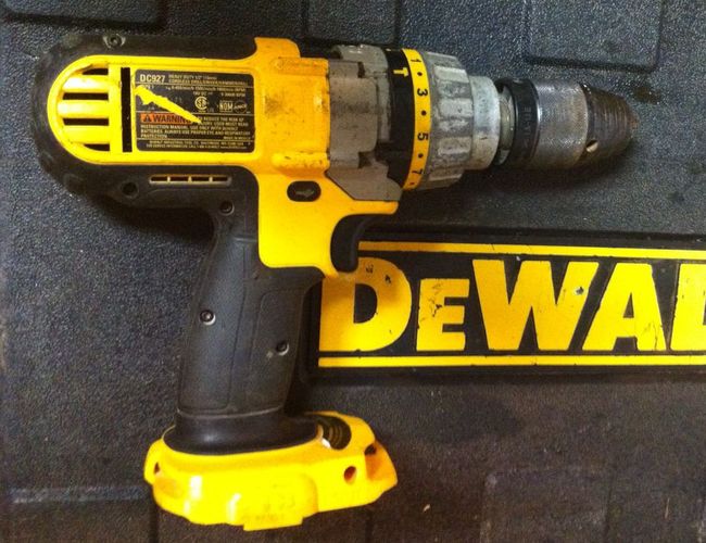 Dewalt 18V drill after replacement clamshell installed