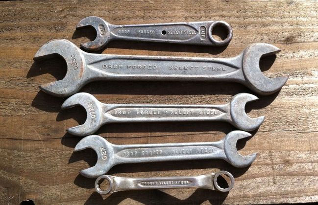 Indestro Select Steel wrenches