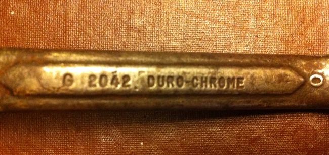 Duro 1945 shorty DBE logo