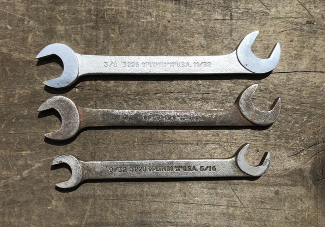 Plomb ignition wrenches