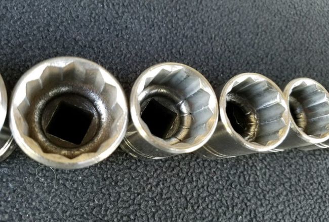 Polished Plomb sockets