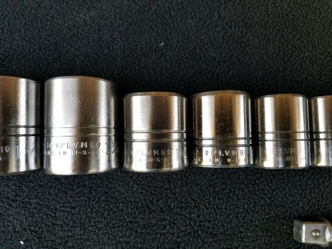 Polished Plomb sockets