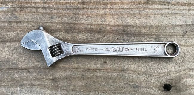 Diamond 10&quot; wartime adjustable wrench