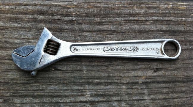 Artisan 6&quot; adjustable wrench