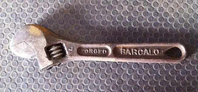 BB 4&quot; adjustable wrench