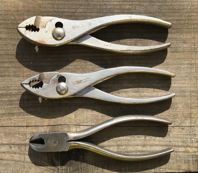 Danielson pliers