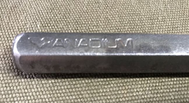 Mystery Vanadium cape chisel markings