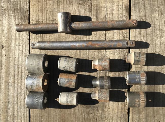 Really early New Britain socket lot