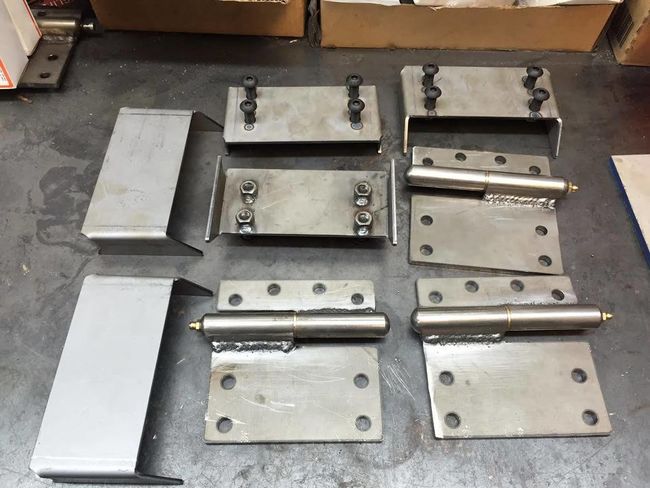 M416 Trailer Lid Hinges