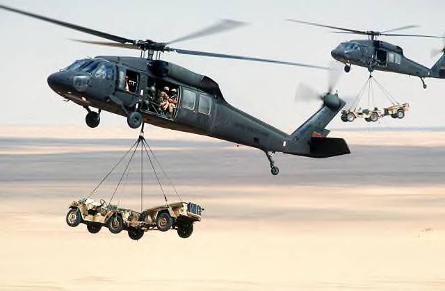 Jeep_transported_by_helicopter