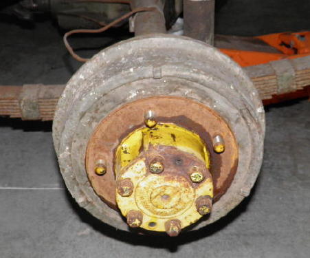 LR_brake_and_hub_before