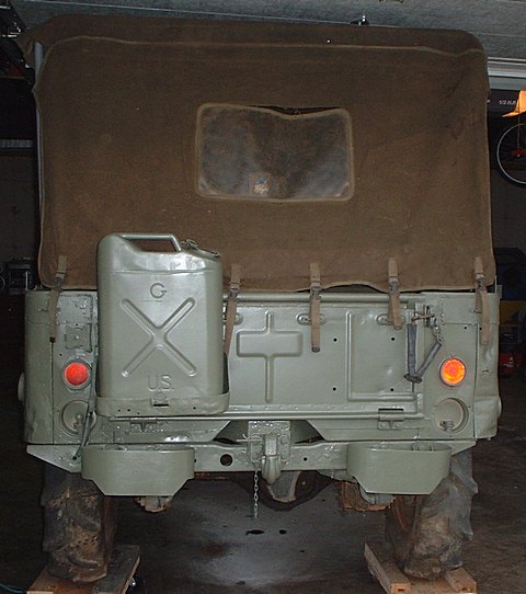 REAR_OF_JEEP_1