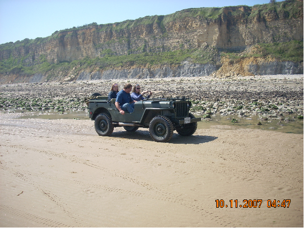 ROBIN_GIRLS_RIDE_OMA_BEACH_copy